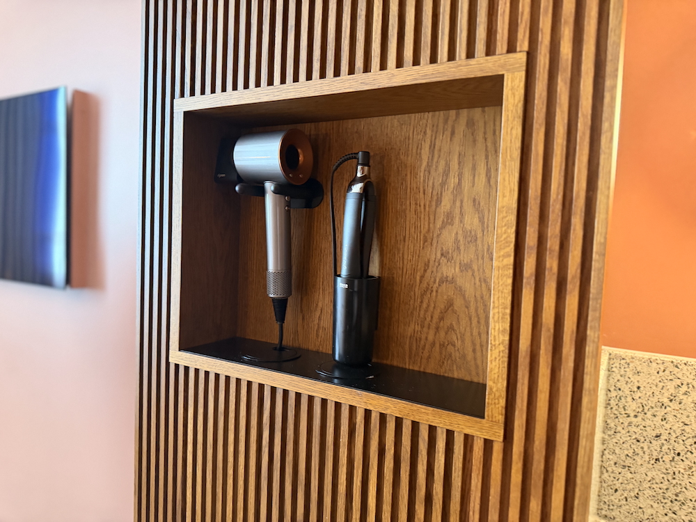 Mollies Hotel Review Manchester Dyson and GHD 