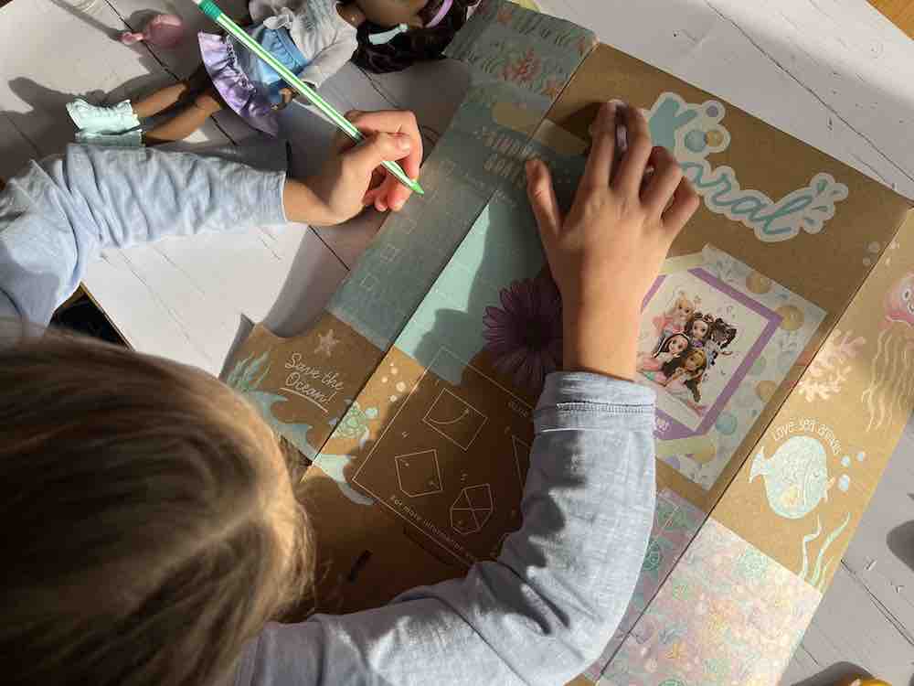 BeKind Dolls Review Kindness board