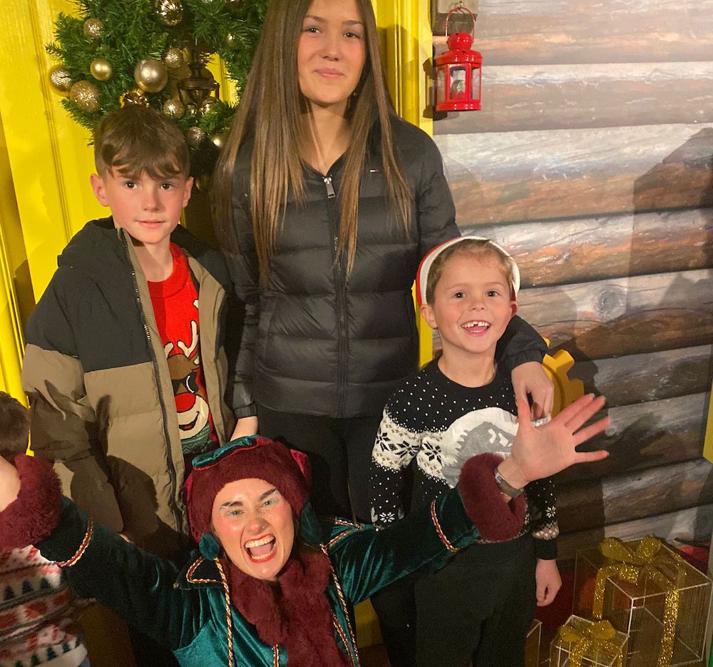 Review Santas Grotto Trafford Centre Elves