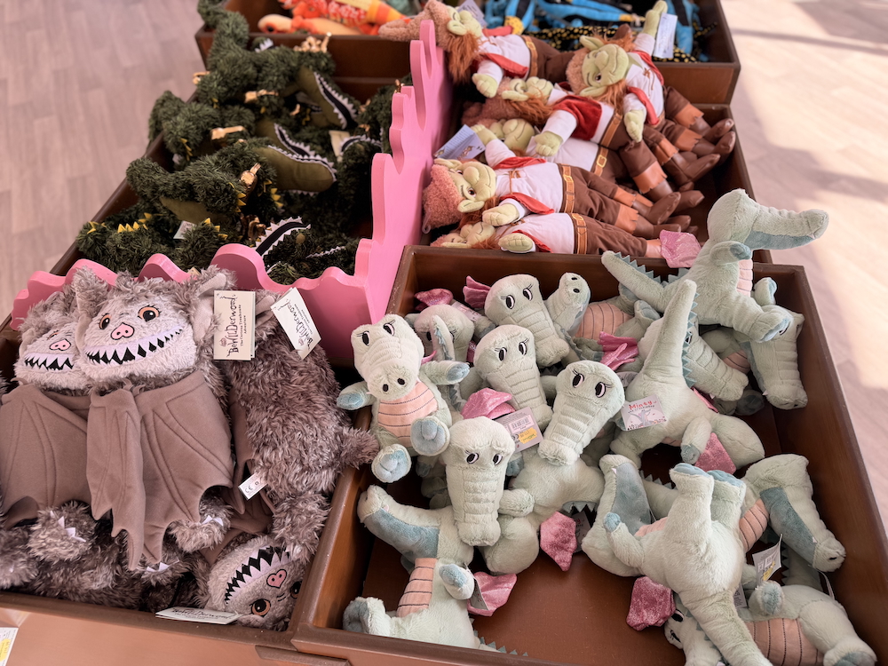 Top tips BeWILDerwood Cheshire - shop - big box full of soft toys