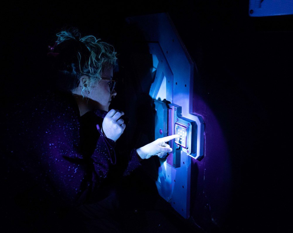 Z-escape- The Library of Enchantment - Credit - Lizzie Henshaw 